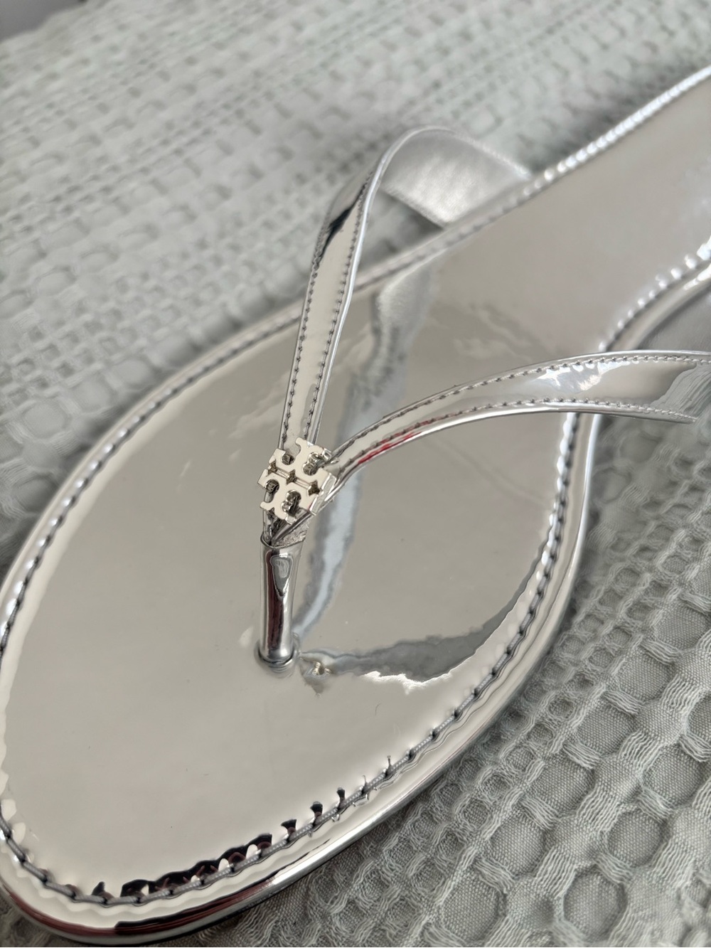 Tory Burch Metallic Silver Women's Thong Sandals Size 11 - Picture 7 of 7